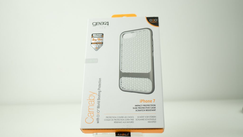 gear-4-carnaby-iphone-7-case-1