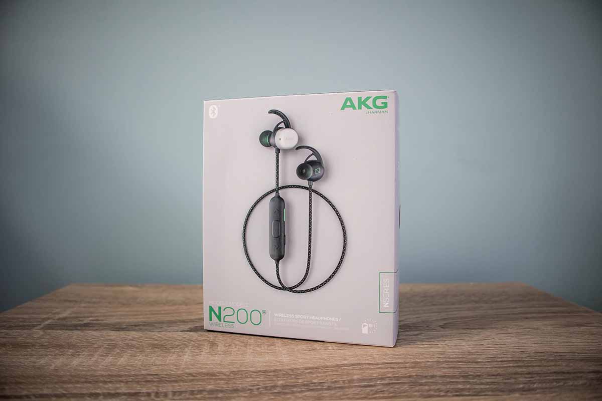akg_n200a_1