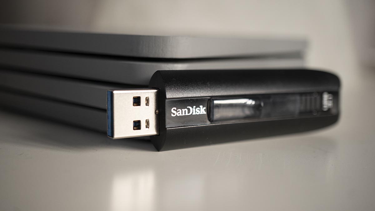 sandisk extreme go memory stick