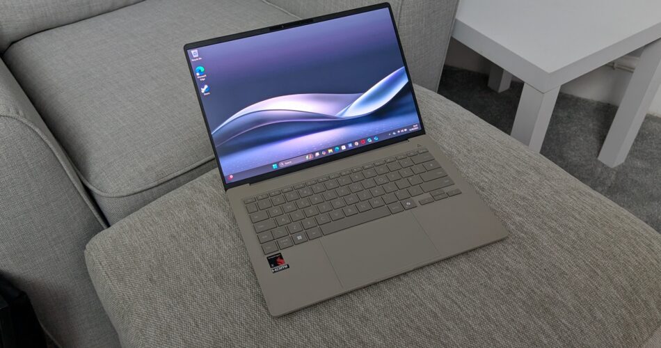 Asus Zenbook A14 UX3407Q laptop